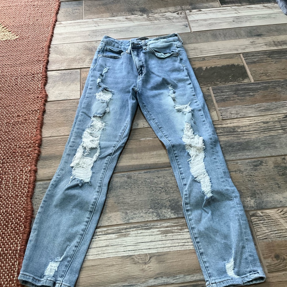Risen Distressed Light Blue Women's Jeans size 5/27